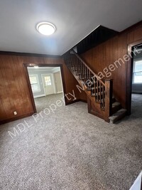 Building Photo - Cozy 4 Bedroom-2 Bath Home!