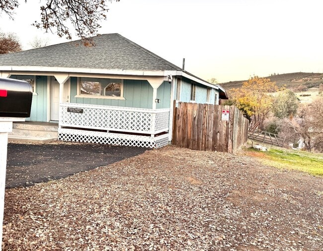 Building Photo - 16060 39th Ave