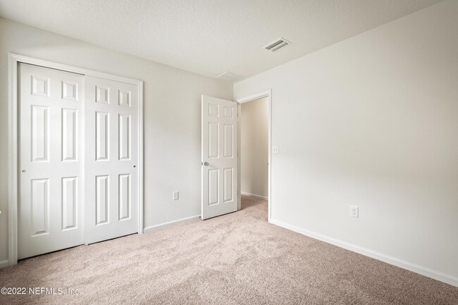 Building Photo - 12850 Buckhorn Ln