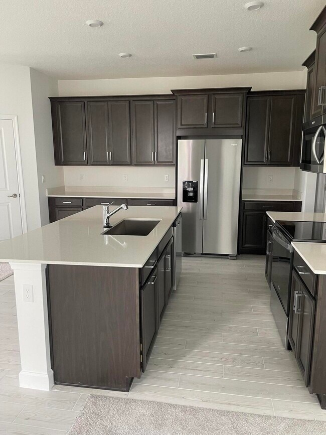 Building Photo - 14167 SW Solange St