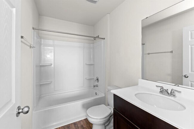 Building Photo - 457 Bedford Falls Ln