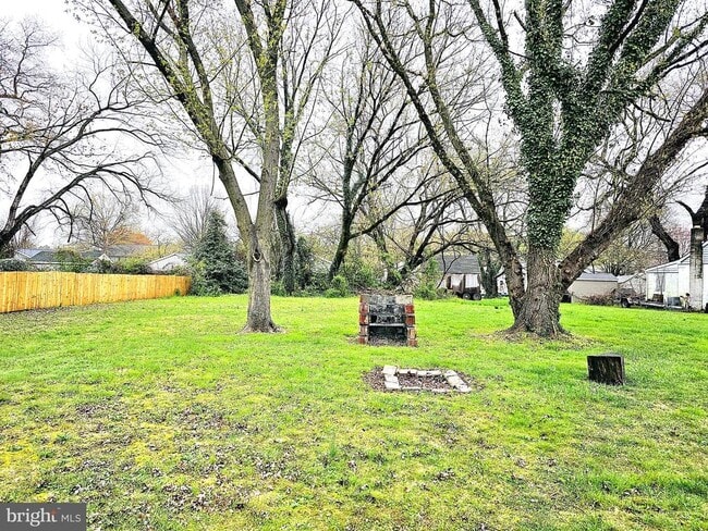 Building Photo - 143 Mitscher Rd