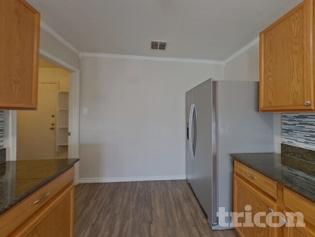 Building Photo - 1448 Castle Ridge Rd