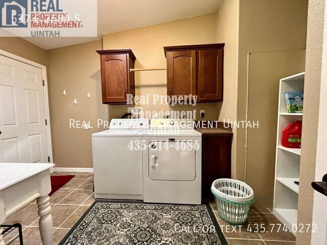 Building Photo - 537 E 2680 S