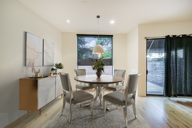 Building Photo - 2518 Mason St