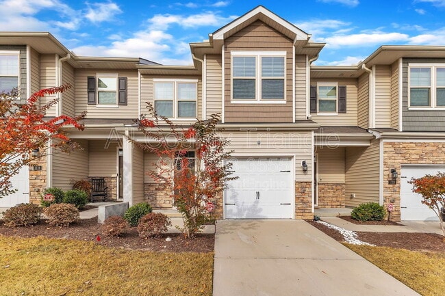 Building Photo - 1121 Latitude Dr