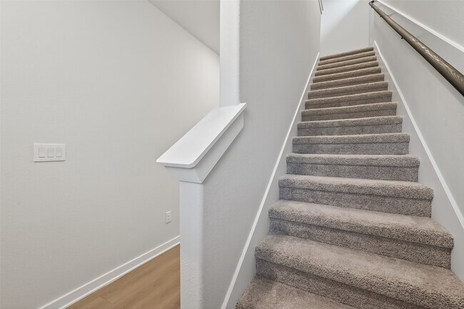 Building Photo - 8538 Blueberry Ash St