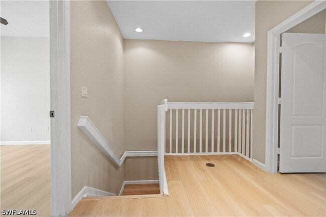 Building Photo - 7009 Romana Way