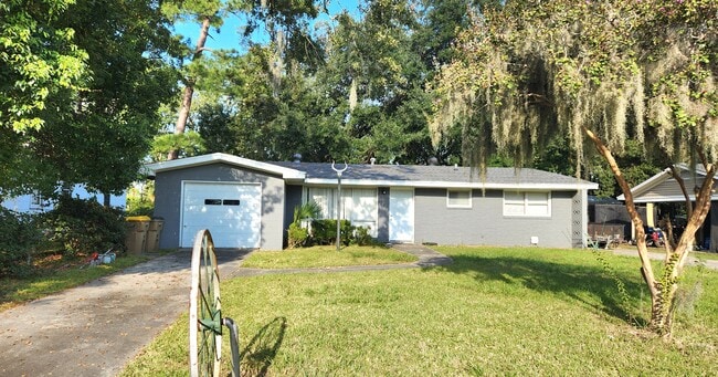 Building Photo - 306 Clifton Dr