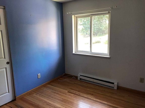 Primary Photo - "Charming 3-Bed Oasis with Granite Touches...