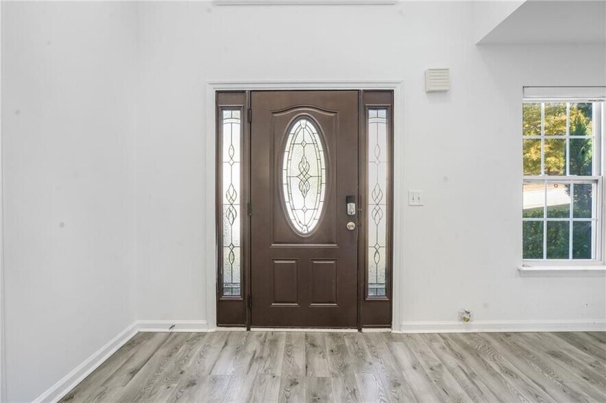 Building Photo - 1443 Wilson Manor Cir SE