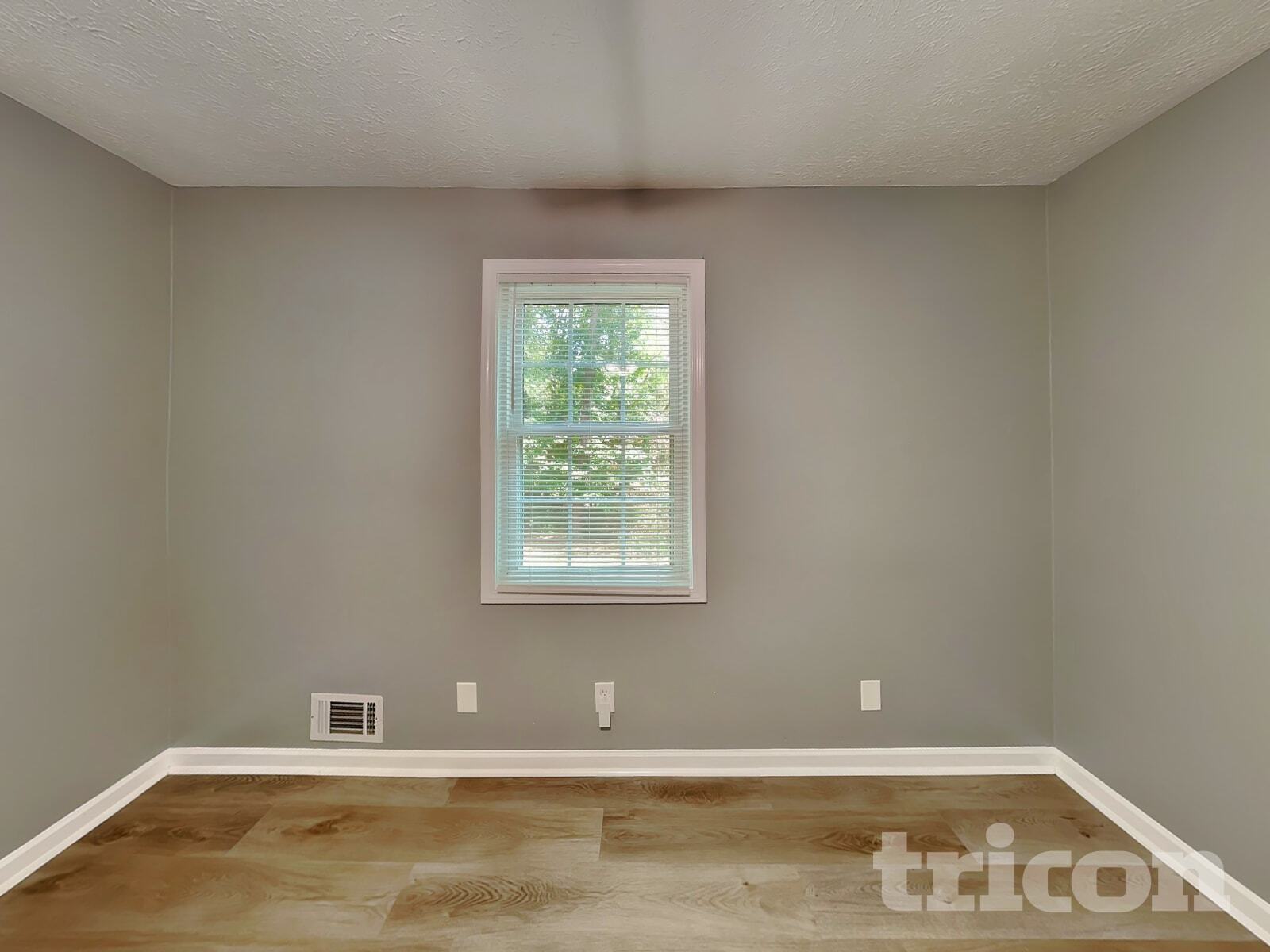 Building Photo - 155 Rock Garden Terrace N W