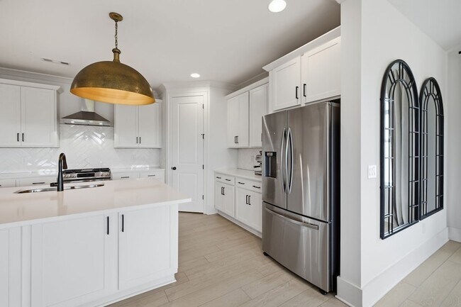 Building Photo - 7628 Delancey Dr