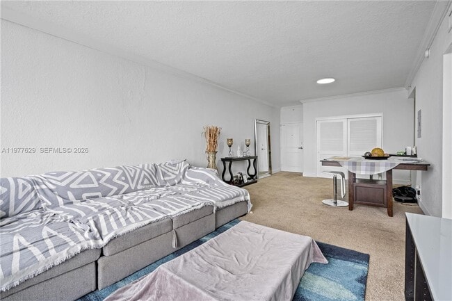 Building Photo - 401 69th St