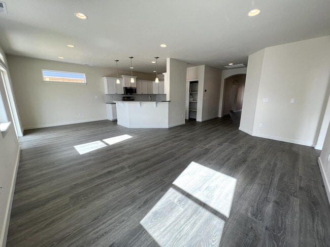 Building Photo - 1650 Dragon Tail Pl
