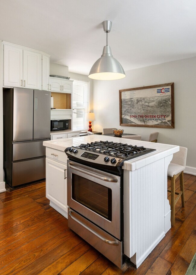 Building Photo - 424 Liberty Hl