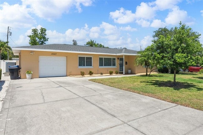 Primary Photo - 4027 25th Ave N
