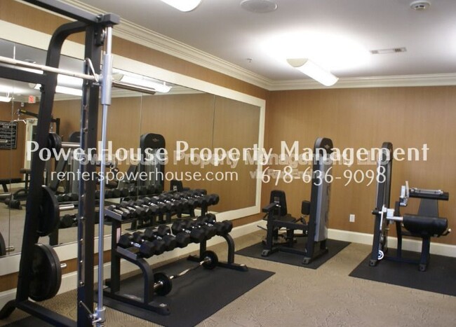 Building Photo - 1850 Cotillion Dr