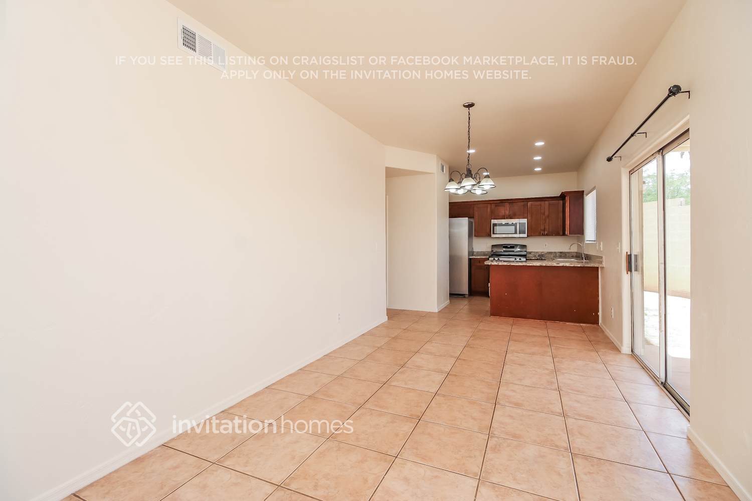 Building Photo - 6322 S Colonial Way