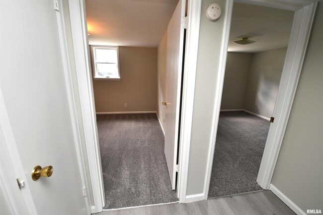 Building Photo - 105 Paradise Ct