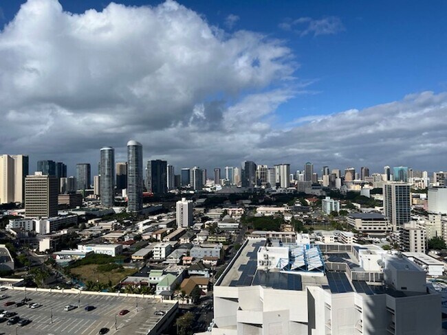 Building Photo - Studio at Park on Keeaumoku