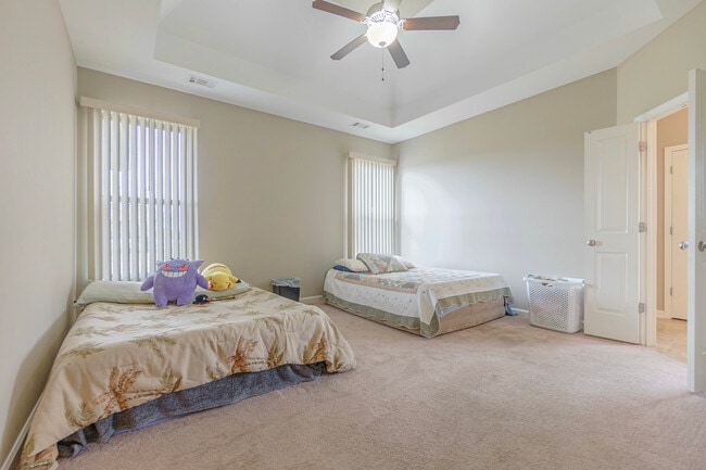 Building Photo - 13435 Lapstone Loop
