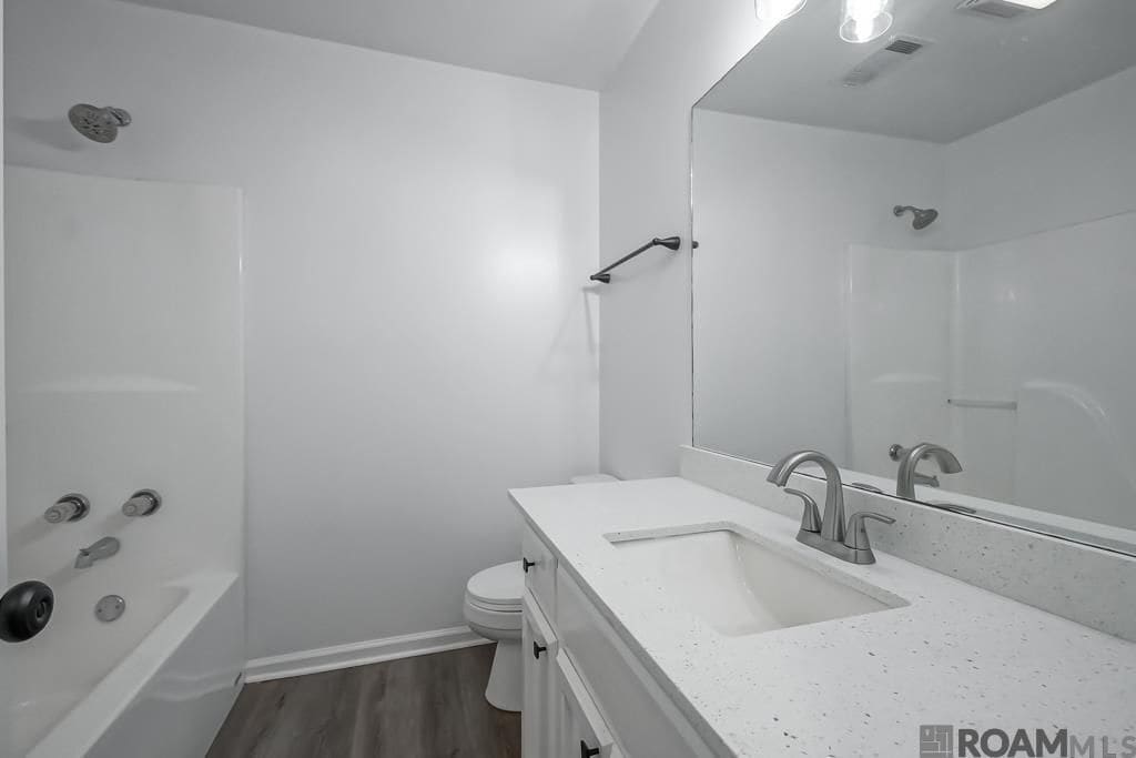 Building Photo - 14211 Parkridge Dr