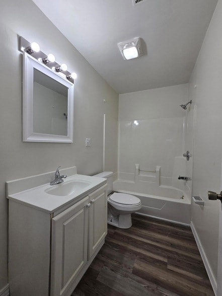 Building Photo - 3822 Melville Ave
