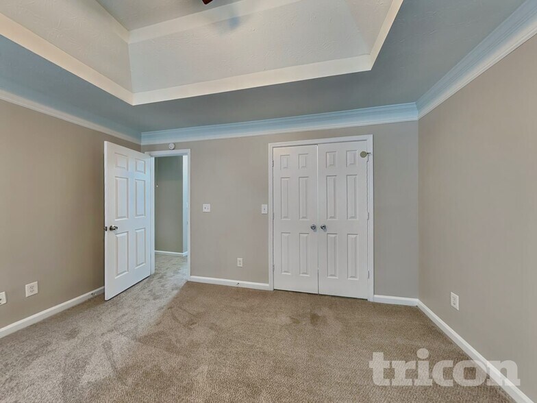 Building Photo - 7192 Tanger Blvd