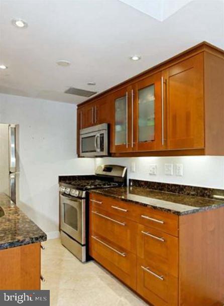 Building Photo - 4114 Davis Pl NW