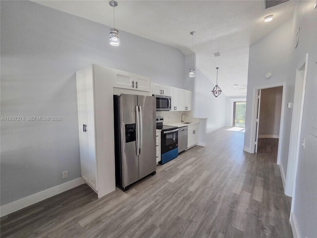 Building Photo - 3639 NW 83rd Ln