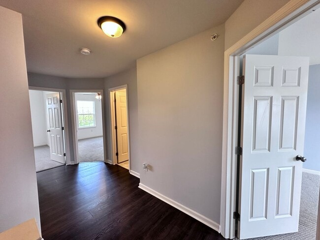 Building Photo - Charming 3 Bedroom Townhome in Palmyra