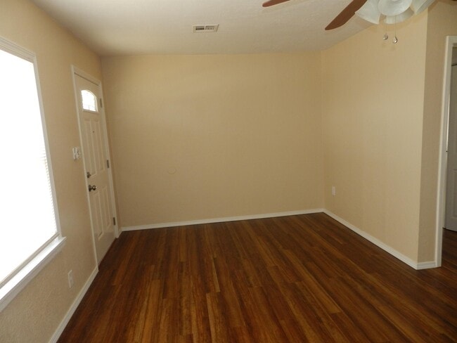 Building Photo - 2704 NW 26th St