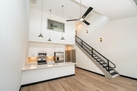 Building Photo - 2637 Bourbon Walk