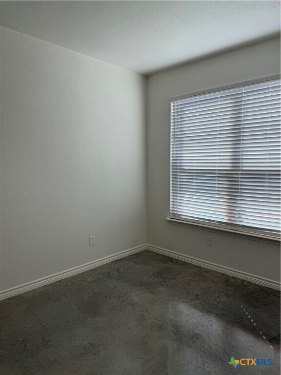 Building Photo - 9200 Prickly Ash Dr