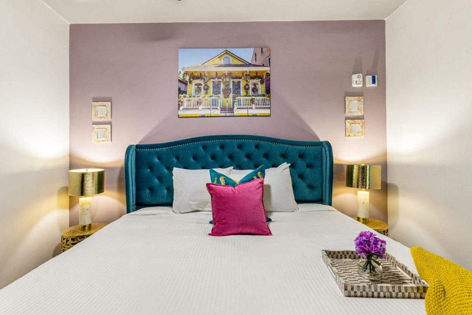 Building Photo - 611 Commerce St