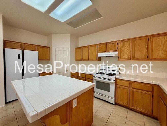 Building Photo - 13593 Hemingway Dr