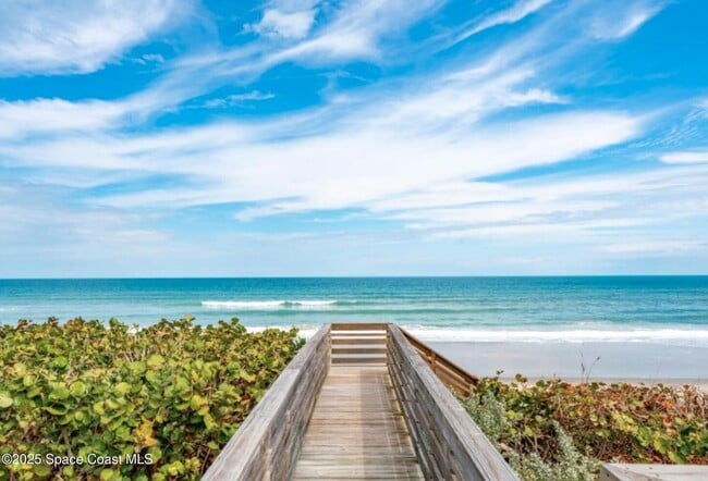 Building Photo - 3037 S Hwy A1A