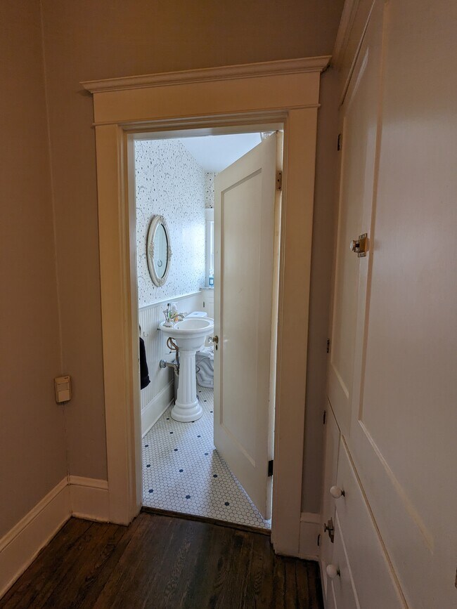 Hallway, looking into bathroom - 1974 SE 24th Ave