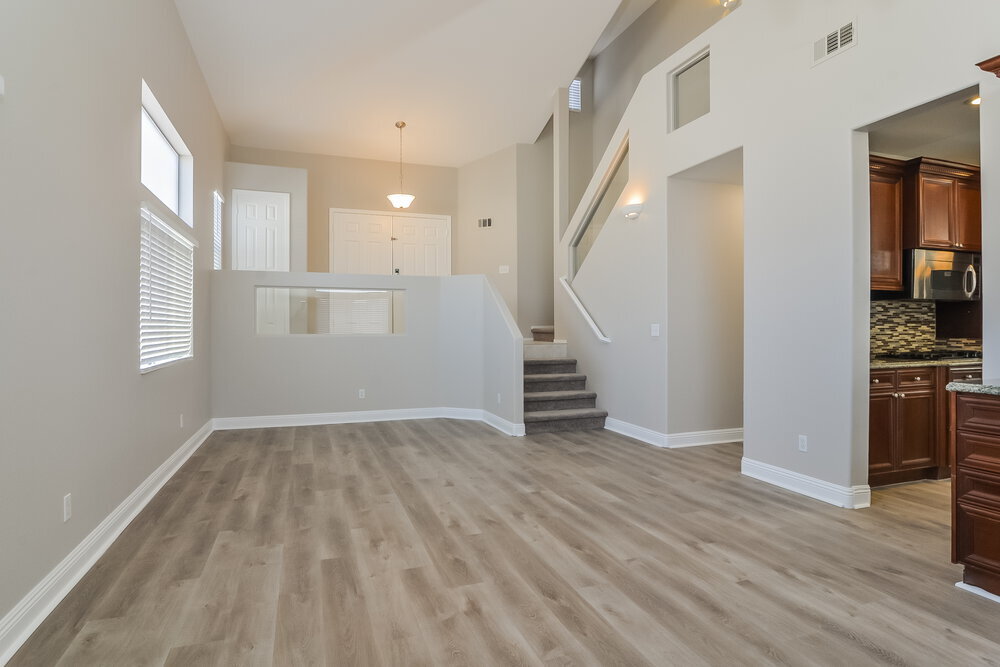 Building Photo - 740 Cam La Paz