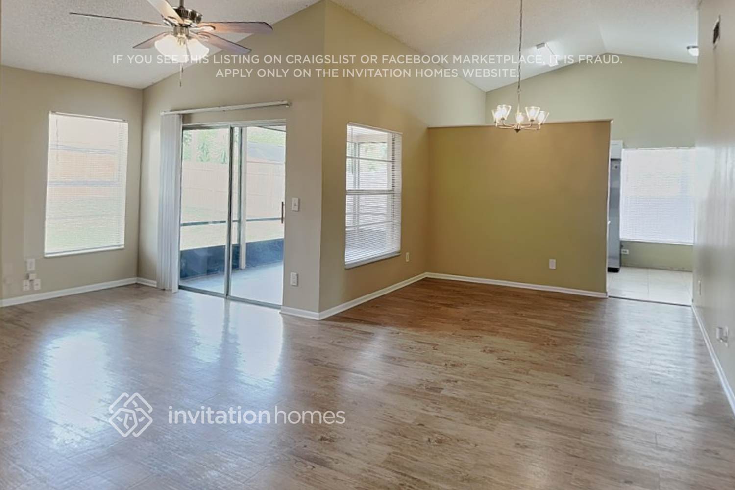 Building Photo - 207 Springview Dr