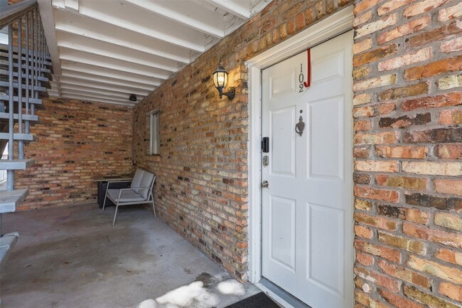 Building Photo - 4040 San Felipe St