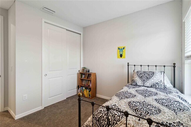 Building Photo - 5660 Blue Reef Pl