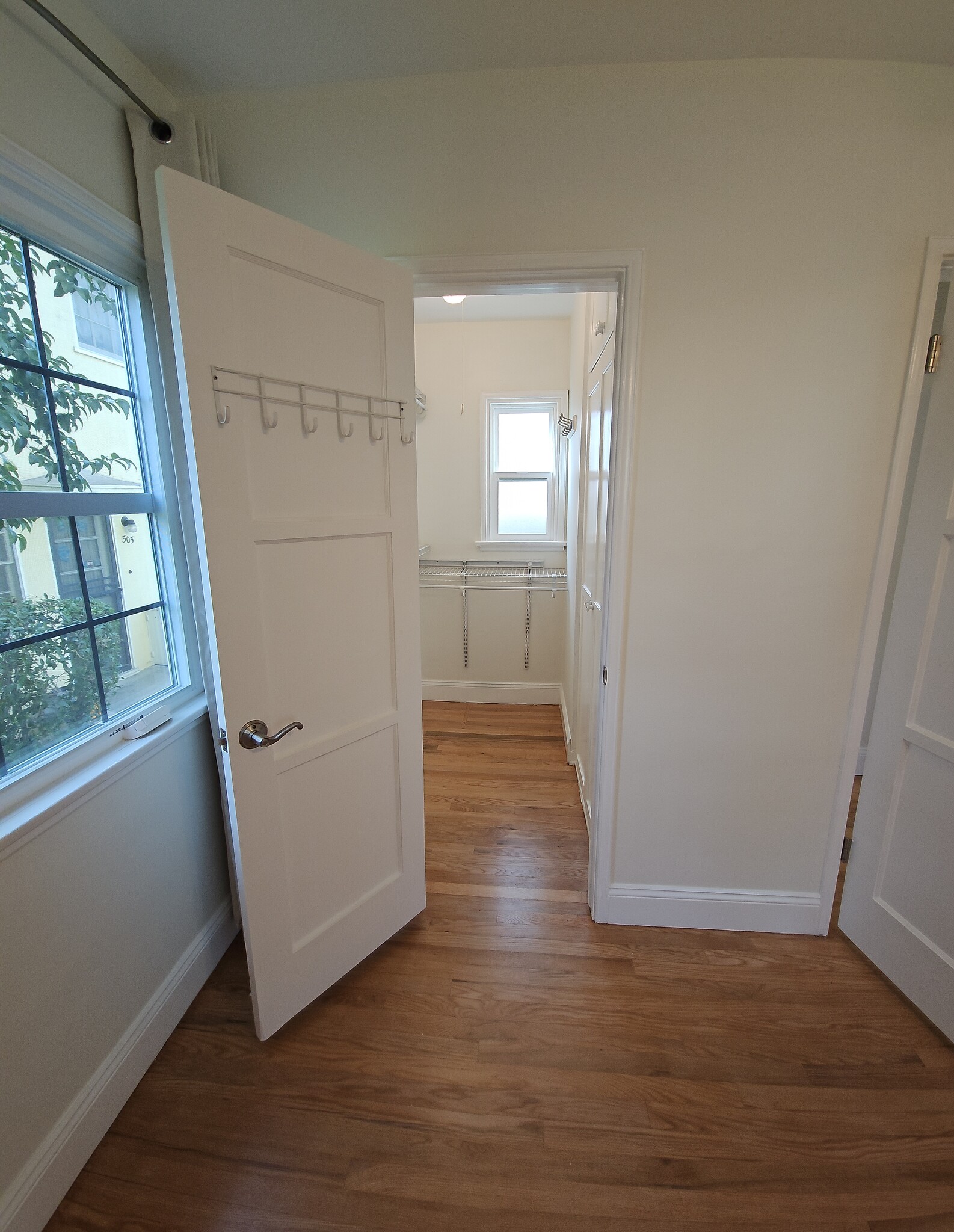 Walk-In Closet - 507 E Maple St