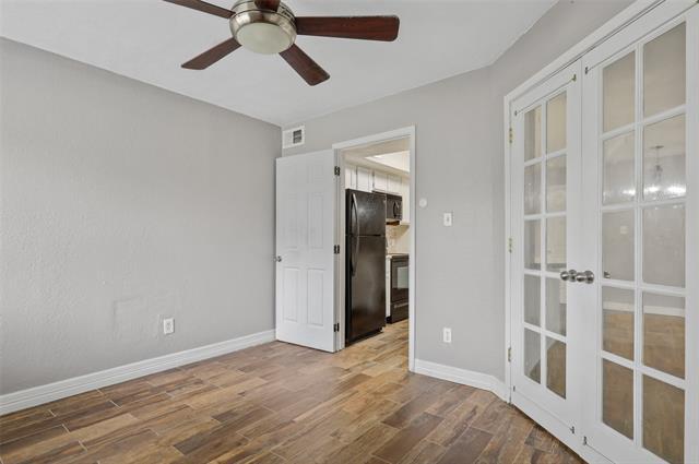 Building Photo - 2312 Balsam Dr