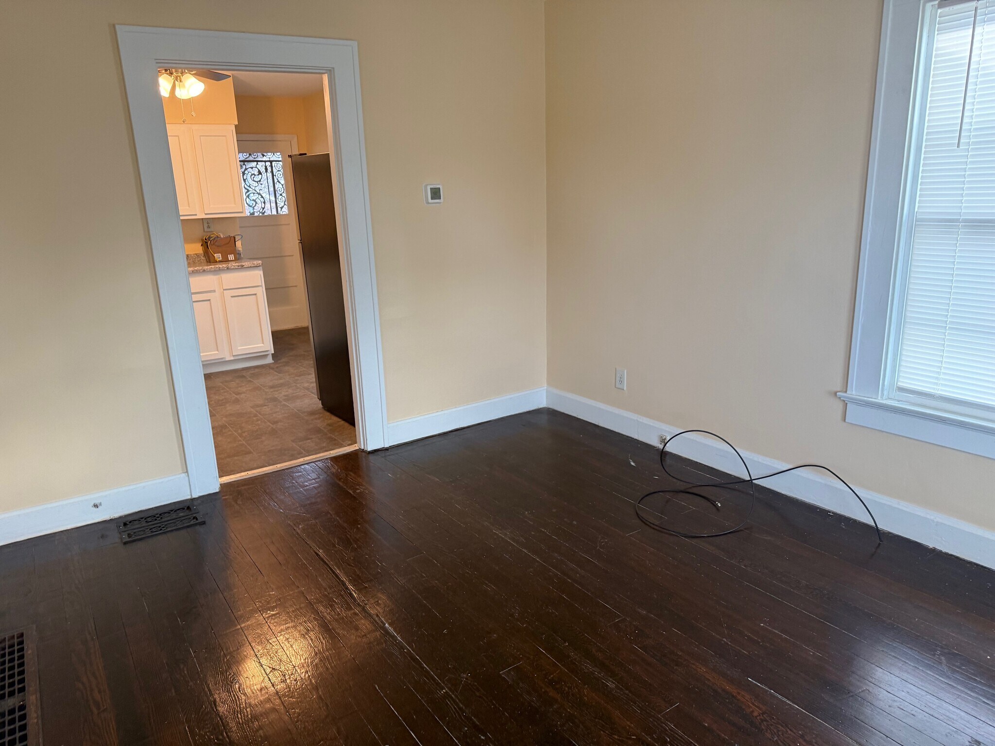 Building Photo - 958 N F St