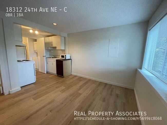 Building Photo - 18312 24th Ave NE