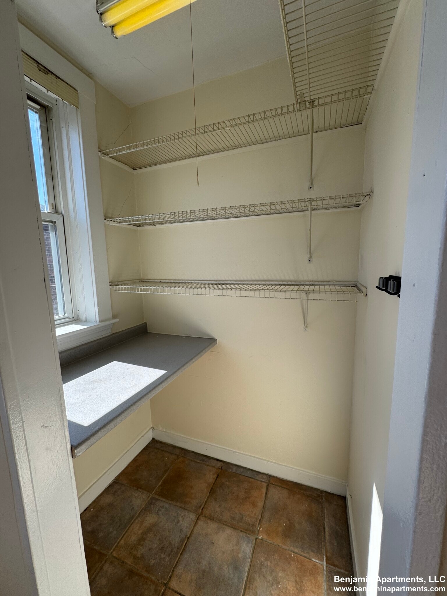 Building Photo - 431 Cambridge St