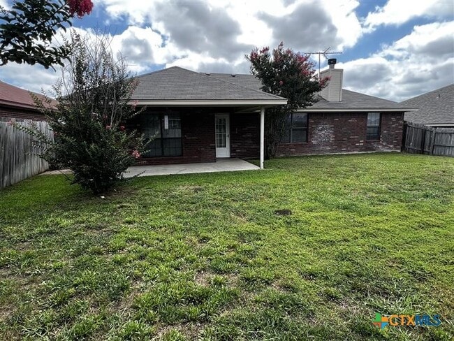 Building Photo - 5505 Gunnison Dr