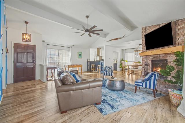 Building Photo - 913 Sandhurst Dr